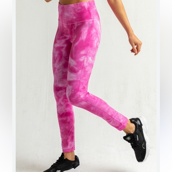 NWT FREE PEOPLE FP Movement Good Karma Tie Dye Womens Pink Astor Leggings - Picture 1 of 6